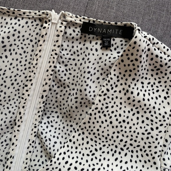 Classy Ruffled Romper - Picture 11 of 12